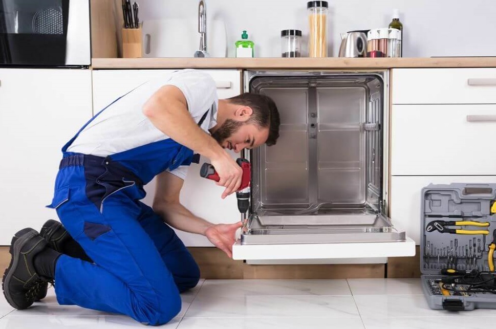 Как снять крышку с посудомоечной машины Bosch Как снять крышку с посудомоечной машины Bosch