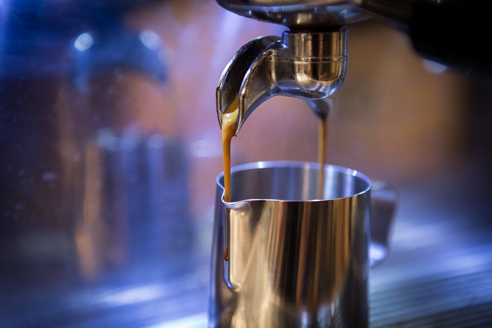 Как приготовить раф в кофемашине