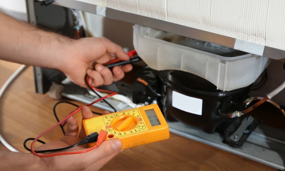 Греются боковые стенки холодильника