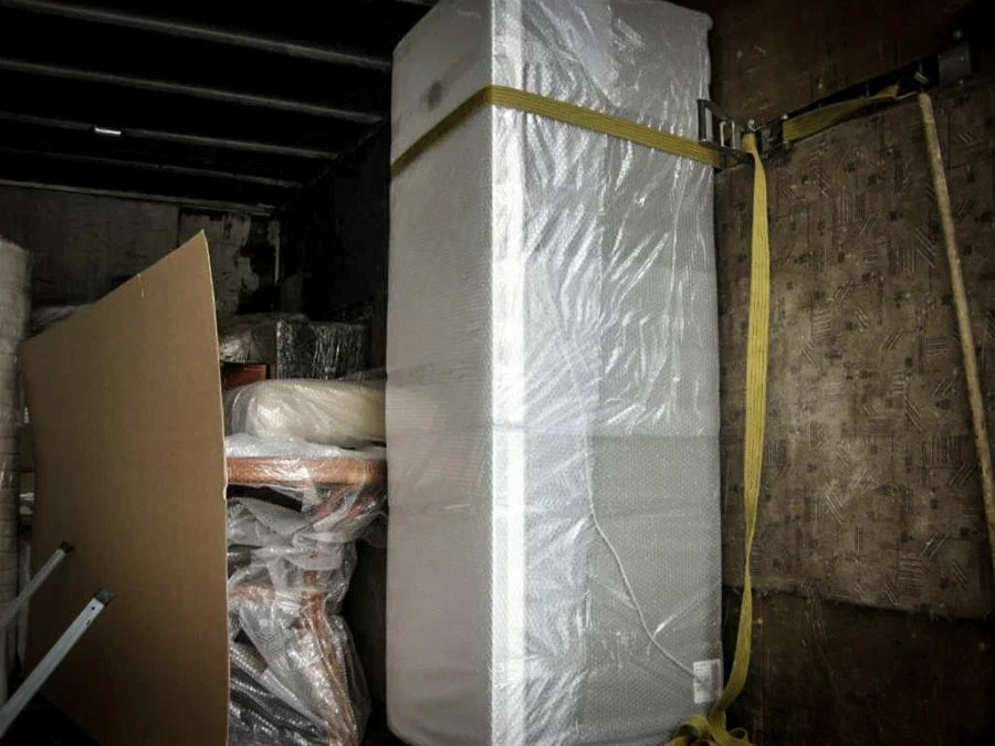 Как правильно перевозить холодильник