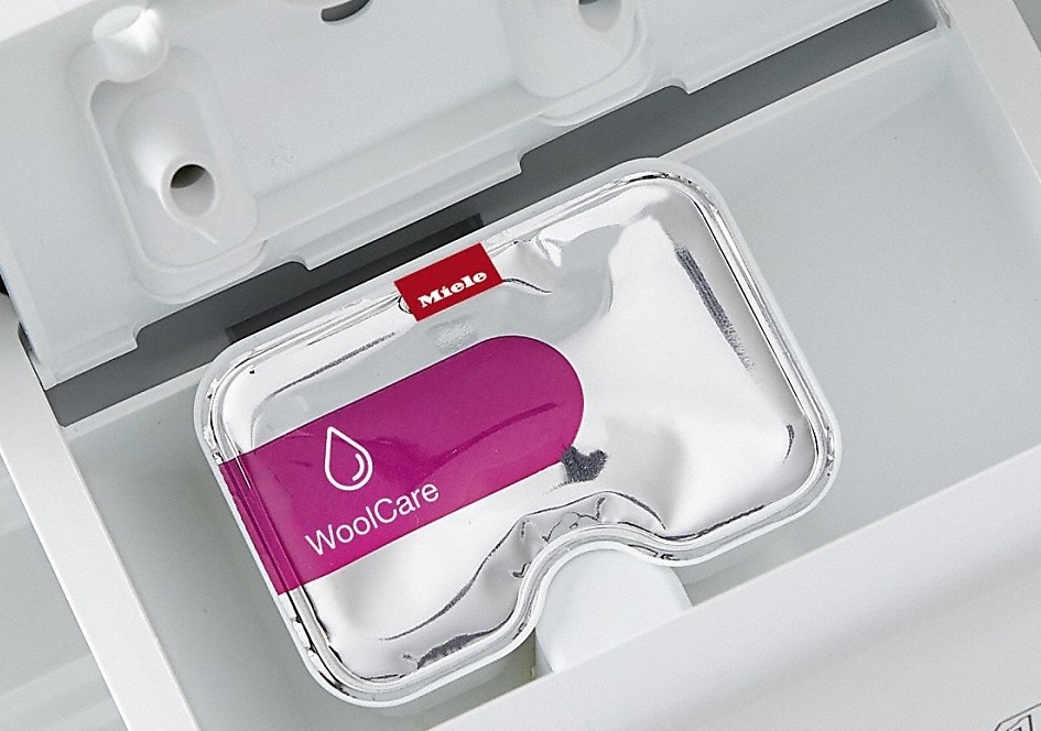 Обзор стиральной машины Miele WCR890WPS