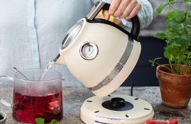 Обзор электрочайника KitchenAid 5KEK1522EAC Обзор электрочайника KitchenAid 5KEK1522EAC