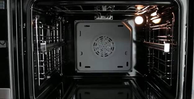 Духовой шкаф Midea MCO82007MBG-I (video 3)