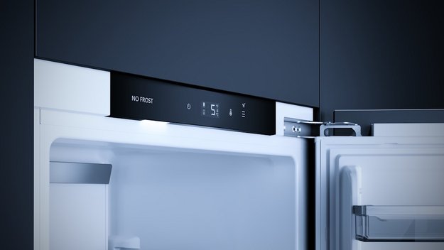 Встраиваемая холодильная камера Kuppersbusch FK 8550.0I (preview 3)