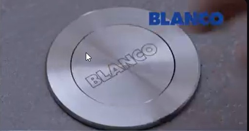 Мойка Blanco SUBLINE 320-U SILGRANIT отводная арматура InFino® алюметаллик (video 3)
