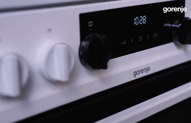 Газовая варочная панель на стеклокерамике Gorenje GCW641SYW (video 2)