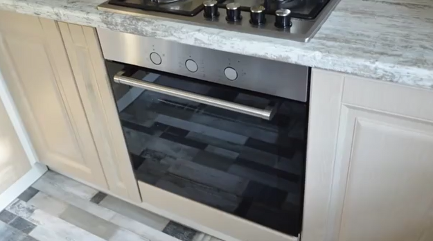 Духовой шкаф Zigmund Shtain EN 101.922 S (video 2)