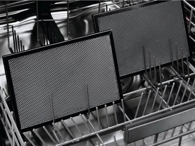 Варочная панель со встроенной вытяжкой AEG CCE84779CB (фото 9) Варочная панель со встроенной вытяжкой AEG CCE84779CB (preview 9)