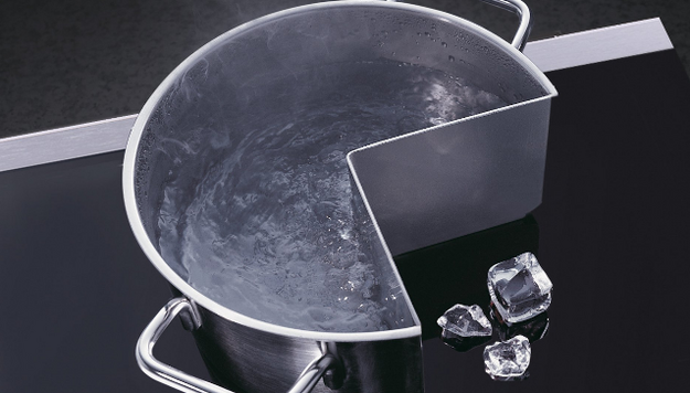 Индукционная варочная поверхность с вытяжкой Kuppersbusch KMI 12850.0 SR-S Gold (preview 5)