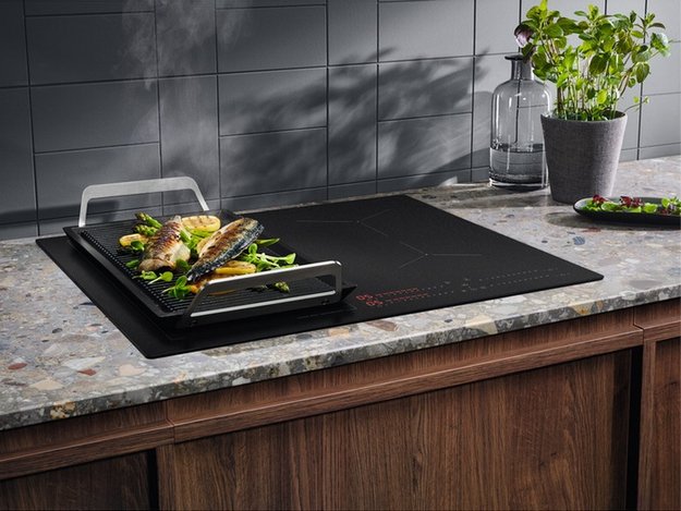 Варочная панель Electrolux EIS62453IZ (preview 8)