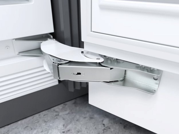 Встраиваемый холодильник Miele KF 2802 VI MasterCool (фото 9) Встраиваемый холодильник Miele KF 2802 VI MasterCool (preview 9)