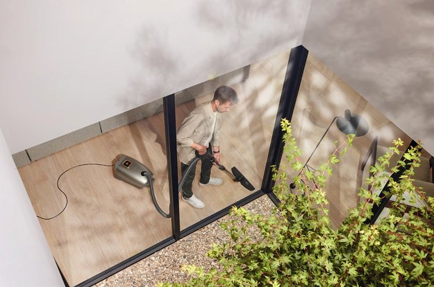 Пылесос Miele SUMF0 Guard L1 AllFloor Titanium перламутровый (preview 5)