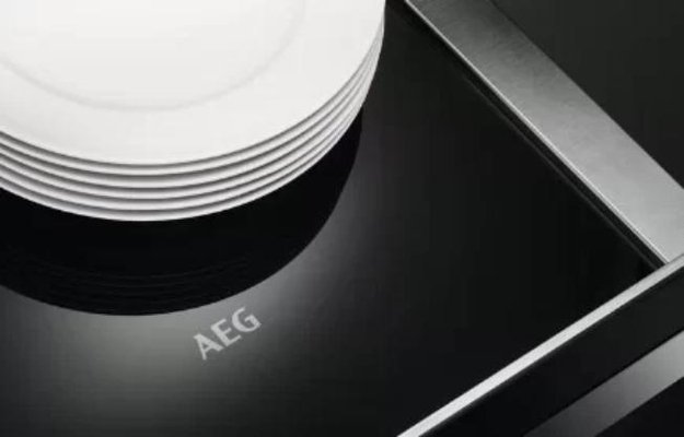 Встраиваемый ящик для подогрева посуды AEG KDE911424M (preview 2)