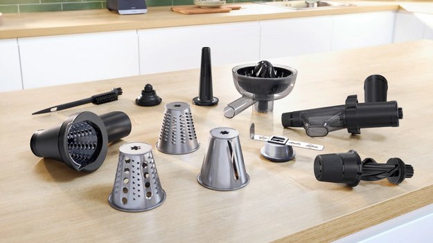 Мясорубка Bosch MFWS660B (preview 2)