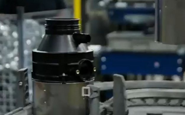 Измельчитель пищевых отходов InSinkErator ISE S60 (video 3)