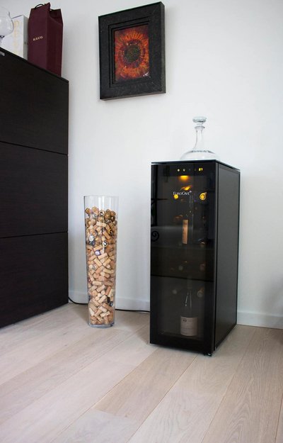 Встраиваемый винный шкаф со встроенной системой вакуумирования EuroCave S-013 (preview 4)