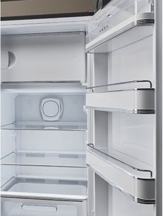 Холодильник Смег FAB28RDTP3 фото 3 в Казани и Татарстане Холодильник Smeg FAB28RDTP3 фото 3 в Казани и Татарстане