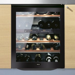 Винный шкаф Миле KWT 4154 UG-1 фото 3 в Казани и Татарстане Винный шкаф Miele KWT 4154 UG-1 фото 3 в Казани и Татарстане