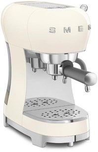 Кофемашина Смег ECF02CREU фото 4 в Казани и Татарстане Кофемашина Smeg ECF02CREU фото 4 в Казани и Татарстане