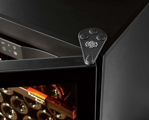 Встраиваемый мультитемпературный винный шкаф EuroCave K-800013-S фото 3 в Казани и Татарстане