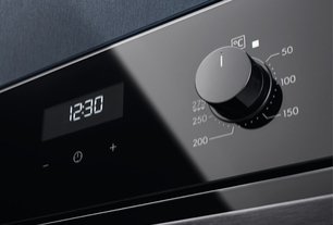Духовой шкаф Electrolux OEE5H71Z фото 3 в Казани и Татарстане