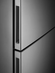 Холодильник Электролюкс LNT 7ME36 X3 фото 4 в Казани и Татарстане Холодильник Electrolux LNT 7ME36 X3 фото 4 в Казани и Татарстане