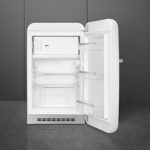 Холодильник Смег FAB10RWH6 фото 2 в Казани и Татарстане Холодильник Smeg FAB10RWH6 фото 2 в Казани и Татарстане