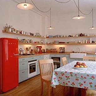 Холодильник Смег FAB28LR1 фото 4 в Казани и Татарстане Холодильник Smeg FAB28LR1 фото 4 в Казани и Татарстане