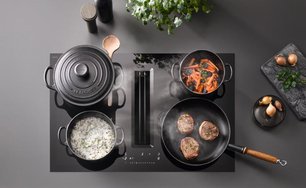 Варочная панель со встроенной вытяжкой Miele KMDA 7676 FL-U фото 3 в Казани и Татарстане