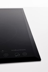 Индукционная варочная панель Barazza 1PI30IDN черная фото 4 в Казани и Татарстане