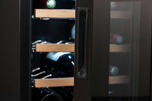 Винный шкаф Климадифф CC28 фото 3 в Казани и Татарстане Винный шкаф Climadiff CC28 фото 3 в Казани и Татарстане