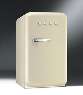Мини-бар Смег FAB5RCR фото 2 в Казани и Татарстане Мини-бар Smeg FAB5RCR фото 2 в Казани и Татарстане