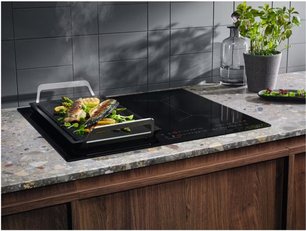 Индукционная варочная панель Электролюкс CIV634 фото 4 в Казани и Татарстане Индукционная варочная панель Electrolux CIV634 фото 4 в Казани и Татарстане