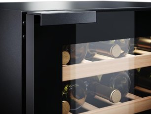 Винный шкаф Дометик D46B Design фото 4 в Казани и Татарстане Винный шкаф Dometic D46B Design фото 4 в Казани и Татарстане