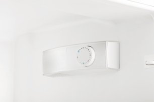 Холодильник Электролюкс ERN92201AW фото 2 в Казани и Татарстане Холодильник Electrolux ERN92201AW фото 2 в Казани и Татарстане