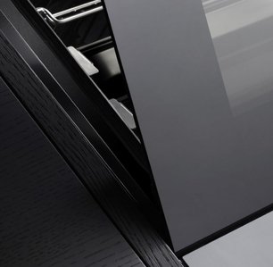 Духовой шкаф Фауцуг Combair V6000 45P C6T-21059 черное стекло фото 4 в Казани и Татарстане Духовой шкаф V-ZUG Combair V6000 45P C6T-21059 черное стекло фото 4 в Казани и Татарстане