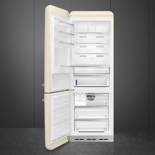 Холодильник Смег FAB38LCR фото 2 в Казани и Татарстане Холодильник Smeg FAB38LCR фото 2 в Казани и Татарстане