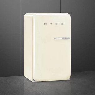 Холодильник Смег FAB10LCR5 фото 3 в Казани и Татарстане Холодильник Smeg FAB10LCR5 фото 3 в Казани и Татарстане