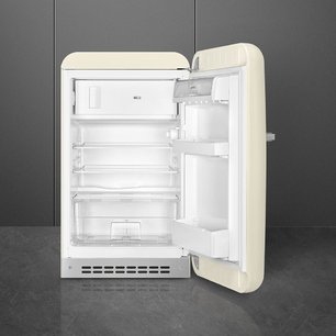 Холодильник Смег FAB10RCR2 фото 2 в Казани и Татарстане Холодильник Smeg FAB10RCR2 фото 2 в Казани и Татарстане
