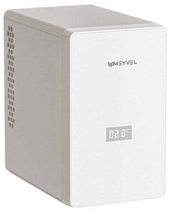 Холодильник для косметики и напитков Мэйвел MB-03C1W фото 3 в Казани и Татарстане Холодильник для косметики и напитков Meyvel MB-03C1W фото 3 в Казани и Татарстане