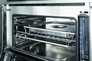 Встраиваемый комбинированный паровой шкаф Фулгор Милано LCSO 4511 TC BK фото 4 в Казани и Татарстане Встраиваемый комбинированный паровой шкаф Fulgor Milano LCSO 4511 TC BK фото 4 в Казани и Татарстане