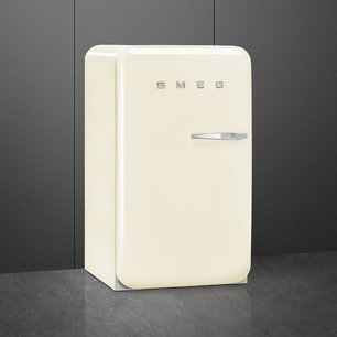 Холодильник Смег FAB10LCR6 фото 3 в Казани и Татарстане Холодильник Smeg FAB10LCR6 фото 3 в Казани и Татарстане