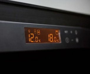 Трехтемпературный винный шкаф EuroCave P-300049-L фото 3 в Казани и Татарстане