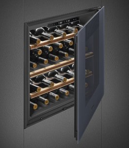Встраиваемый холодильный шкаф для вина Смег CVI129G фото 3 в Казани и Татарстане Встраиваемый холодильный шкаф для вина Smeg CVI129G фото 3 в Казани и Татарстане