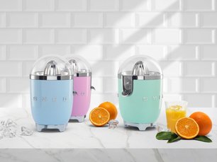 Соковыжималка Smeg CJF01PKEU фото 4
