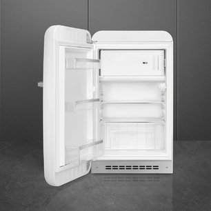 Холодильник Смег FAB10LWH6 фото 2 в Казани и Татарстане Холодильник Smeg FAB10LWH6 фото 2 в Казани и Татарстане