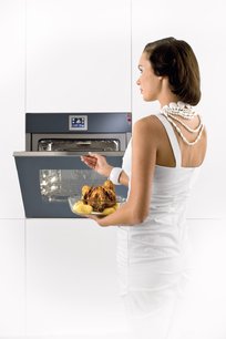 Духовой шкаф Barazza 1FVLTNM черное стекло фото 3 в Казани и Татарстане