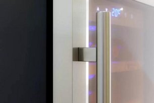 Винный шкаф Coldvine C24-KSF2 фото 4 в Казани и Татарстане Винный шкаф Cold Vine C24-KSF2 фото 4 в Казани и Татарстане