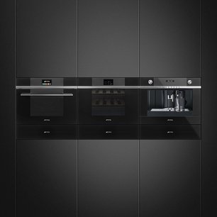 Компактный духовой шкаф с пароваркой Smeg SF4104VCN фото 4 в Казани и Татарстане