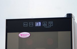 Винный шкаф Coldvine BCW-35C фото 4 в Казани и Татарстане Винный шкаф Cold Vine BCW-35C фото 4 в Казани и Татарстане